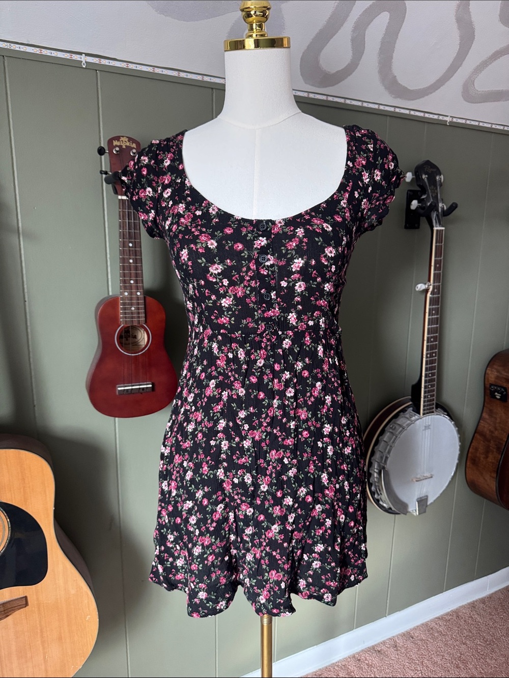 Floral Scoop Neck Skater Dress